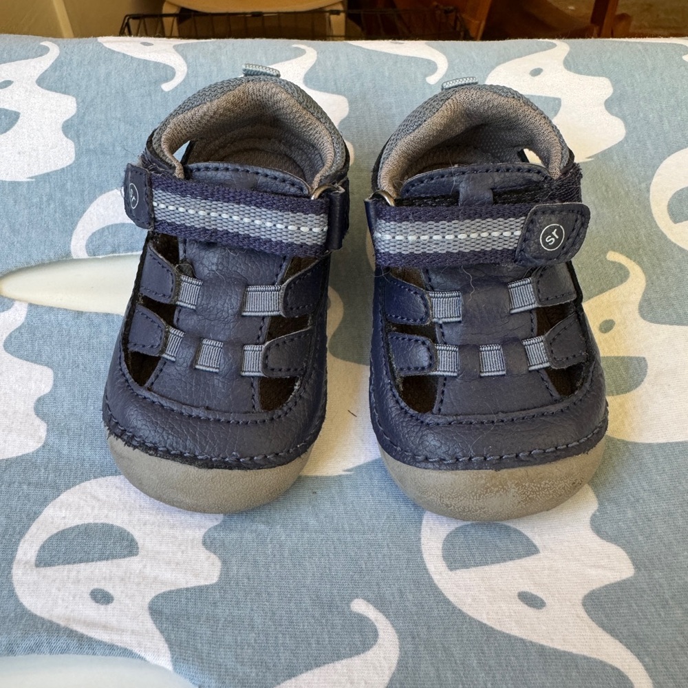 Stride Rite Kids sz 3.5 Blue Sandals